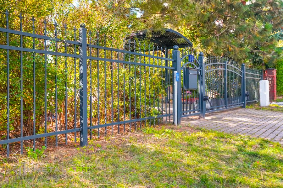 Zaunprojekt, Zaunmuster, Schmiedezaun, Bogenzaun