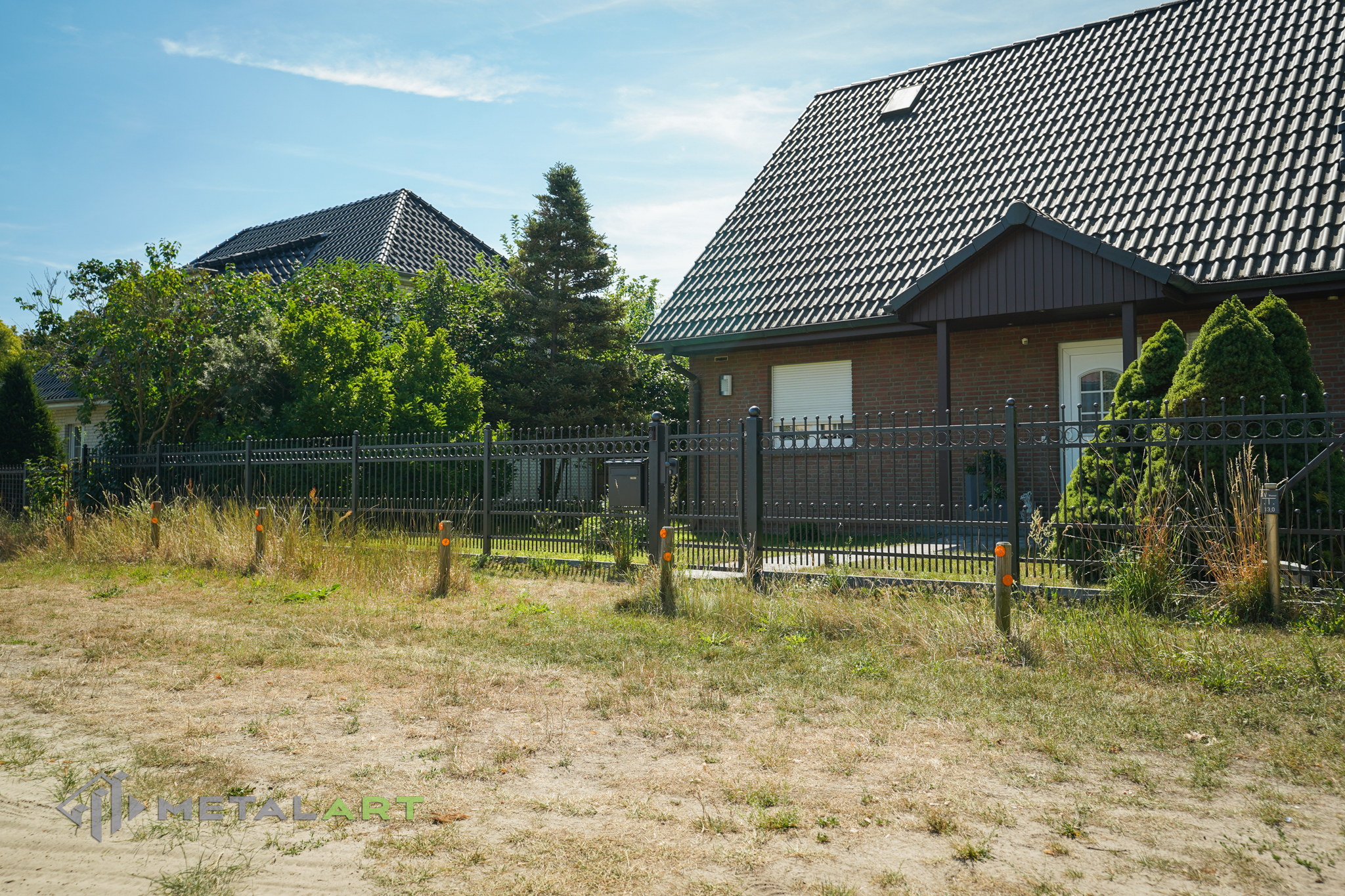 Zaunprojekt, Zaunportfolio, Zaunmuster, Schmiedezaun, Schmiedezäune, Zaunanlage Projekt, Zaun Metal Art, Zäune aus Polen, Zaun Berlin, Zaun günstig kaufen, Zäune und Tore, klassische Zäune, Gartenzaun, Gartenzäune