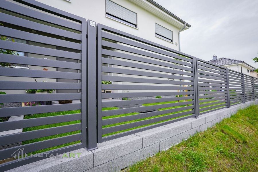 moderne Zäune, Zaunanlage Projekt, Zaun Metal Art, Zäune aus Polen, Zaun Berlin, Zaun günstig kaufen, Zäune und Tore, moderne Zäune, Sichtschutzzäune