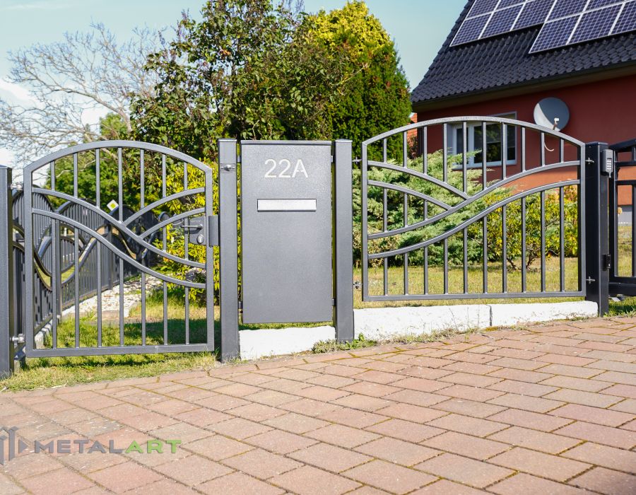 moderne Zäune, Zaunanlage Projekt, Zaun Metal Art, Zäune aus Polen, Zaun Berlin, Zaun günstig kaufen, Zäune und Tore