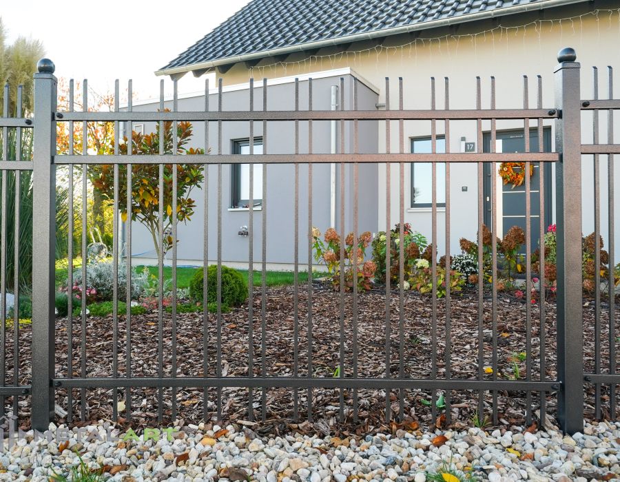 Zaunprojekt, Zaunmuster, Schmiedezaun, klassische Zäune, Gartenzaun