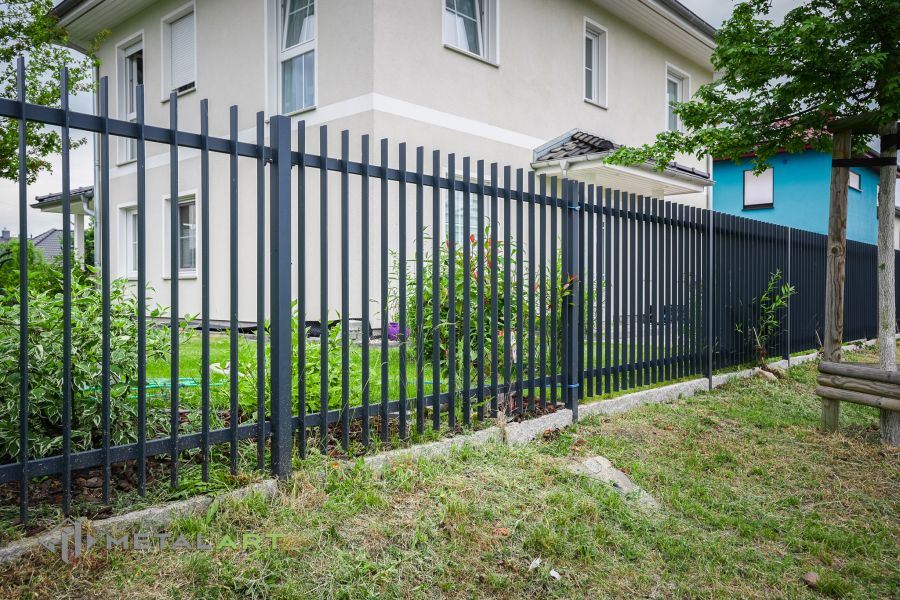 Zaunprojekt, Zaunportfolio, Zaunmuster, moderne Zäune, Zaunanlage Projekt, Zaun Metal Art, Zäune aus Polen, Zaun Berlin, Zaun günstig kaufen, Zäune und Tore
