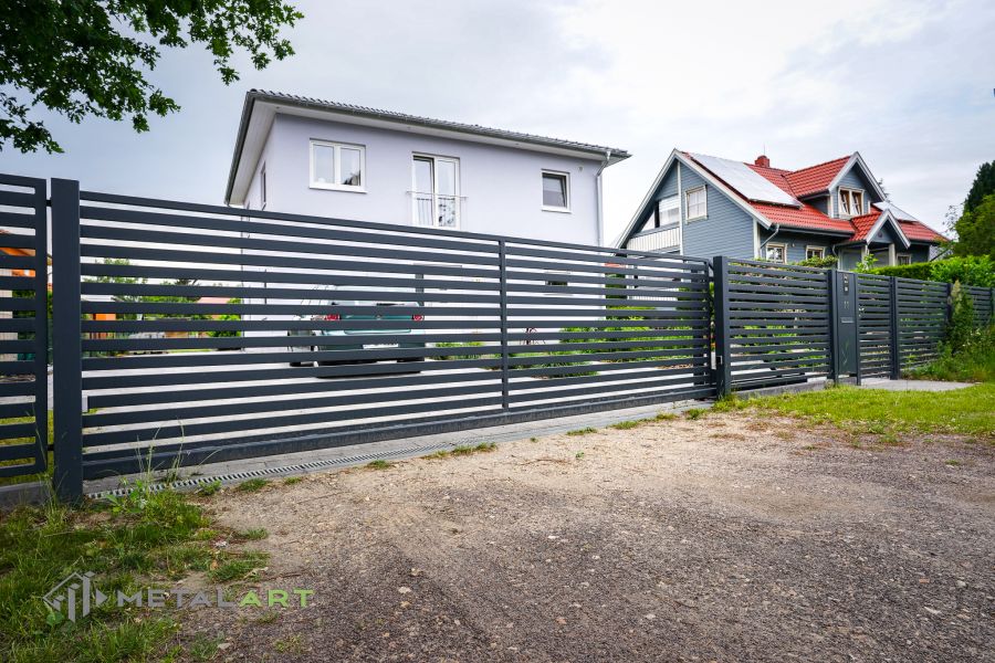 Moderner Zaun,moderne Zäune, Zaunanlage Projekt, Zaun Metal Art, Zäune aus Polen, Zaun Berlin, Zaun günstig kaufen, Zäune und Tore, moderne Zäune, Sichtschutzzäune