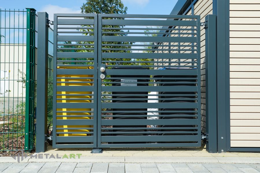 moderne Zäune, Zaunanlage Projekt, Zaun Metal Art, Zäune aus Polen, Zaun Berlin, Zaun günstig kaufen, Zäune und Tore, moderne Zäune, Sichtschutzzäune