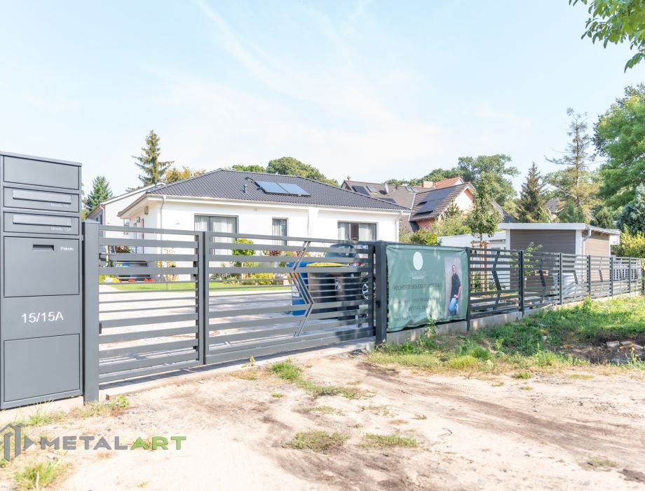 Designzaun, Zaunanlage, moderne Zäune, Zaun von Metal Art