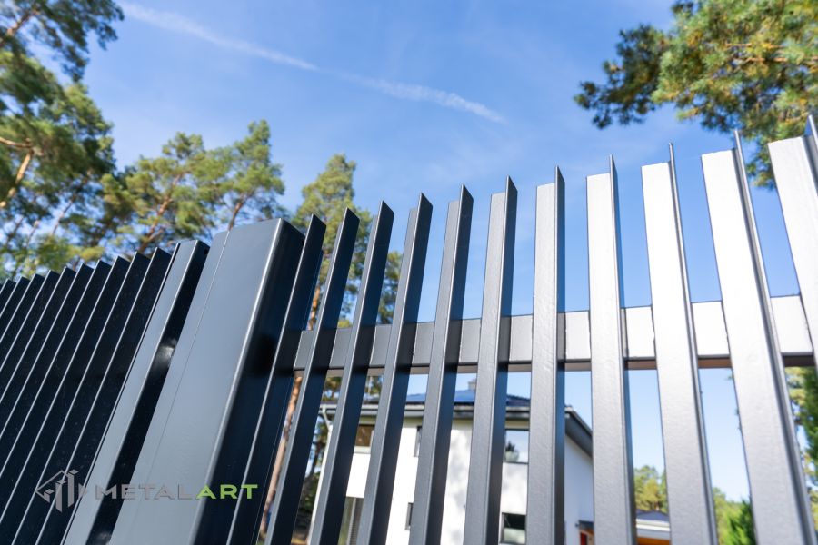 Zaunprojekt, Zaunportfolio, Zaunmuster, moderne Zäune, Zaunanlage Projekt, Zaun Metal Art, Zäune aus Polen, Zaun Berlin, Zaun günstig kaufen, Zäune und Tore