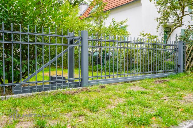 Schiebetor, Gartenzaun