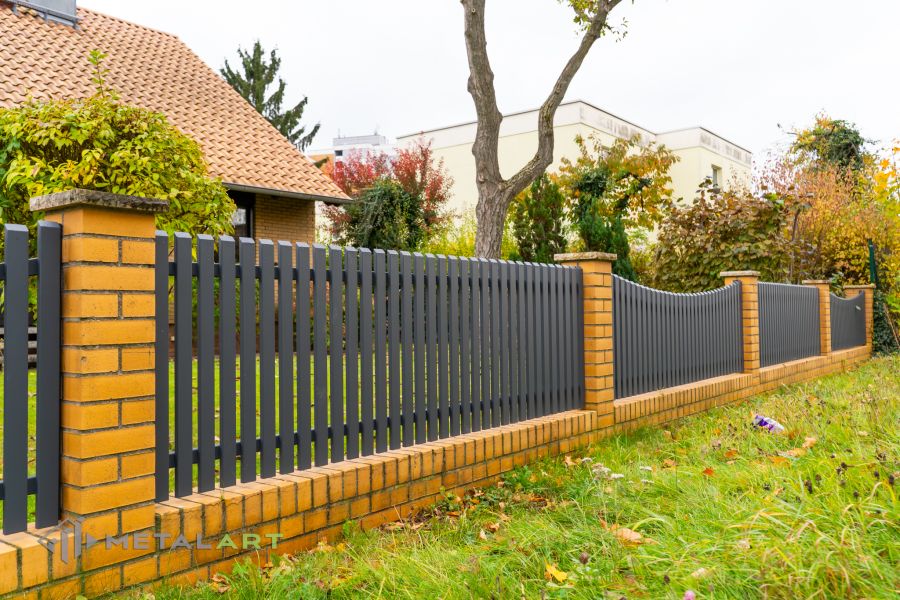 Sichtschutzzaun, Zaunprojekt, Zaunportfolio, moderne Zäune, Zaunanlage Projekt, Zaun Metal Art, Zäune aus Polen, Zaun Berlin, Zaun günstig kaufen, Zäune und Tore