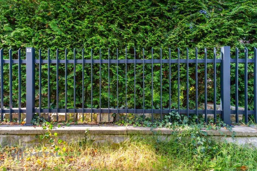 Zaunprojekt, Zaunportfolio, Zaunmuster, moderne Zäune, Zaunanlage Projekt, Zaun Metal Art, Zäune aus Polen, Zaun Berlin, Zaun günstig kaufen, Zäune und Tore