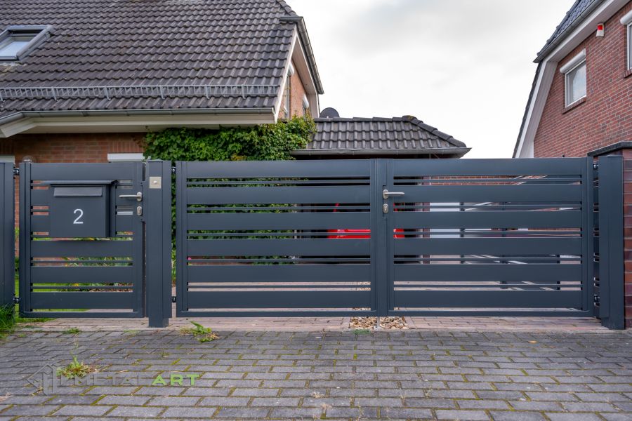 moderne Zäune, Zaunanlage Projekt, Zaun Metal Art, Zäune aus Polen, Zaun Berlin, Zaun günstig kaufen, Zäune und Tore, moderne Zäune, Sichtschutzzäune