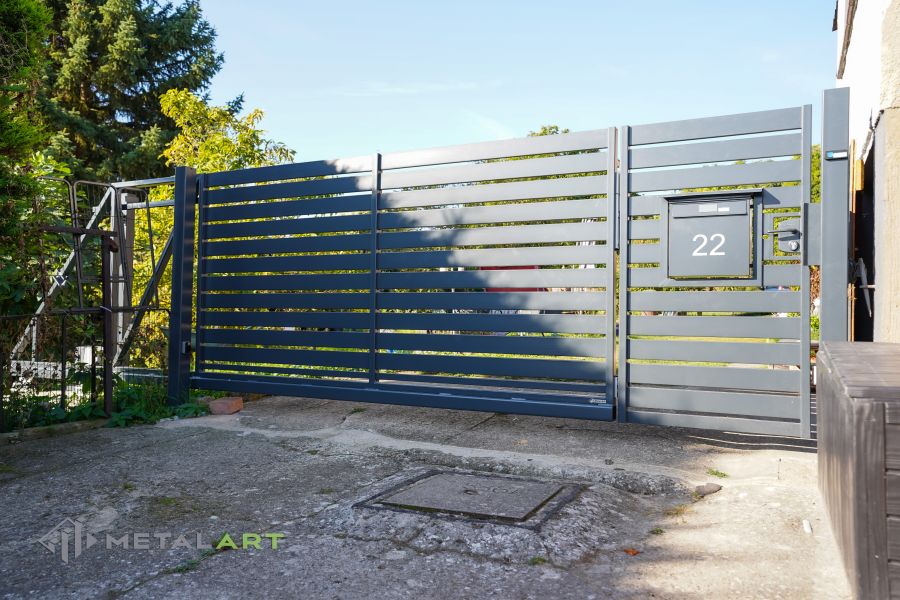 Sichtschutzzaun, Sichtschutzzäune, moderne Zäune, Zaunanlage Projekt, Zaun Metal Art, Zäune aus Polen, Zaun Berlin, Zaun günstig kaufen, Zäune und Tore, moderne Zäune, Sichtschutzzäune