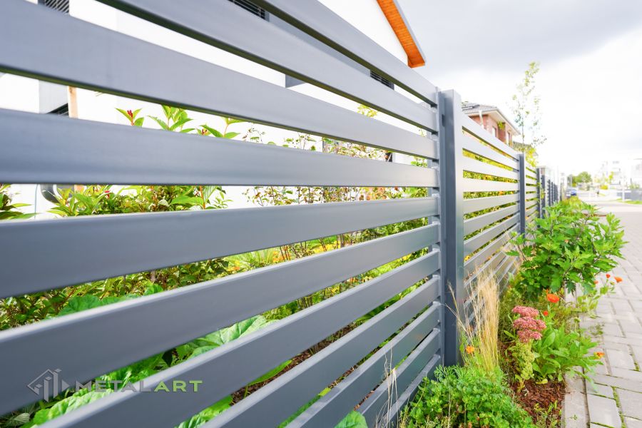 Sichtschutzzaun, Sichtschutzzäune, moderne Zäune, Zaunanlage Projekt, Zaun Metal Art, Zäune aus Polen, Zaun Berlin, Zaun günstig kaufen, Zäune und Tore, moderne Zäune, Sichtschutzzäune