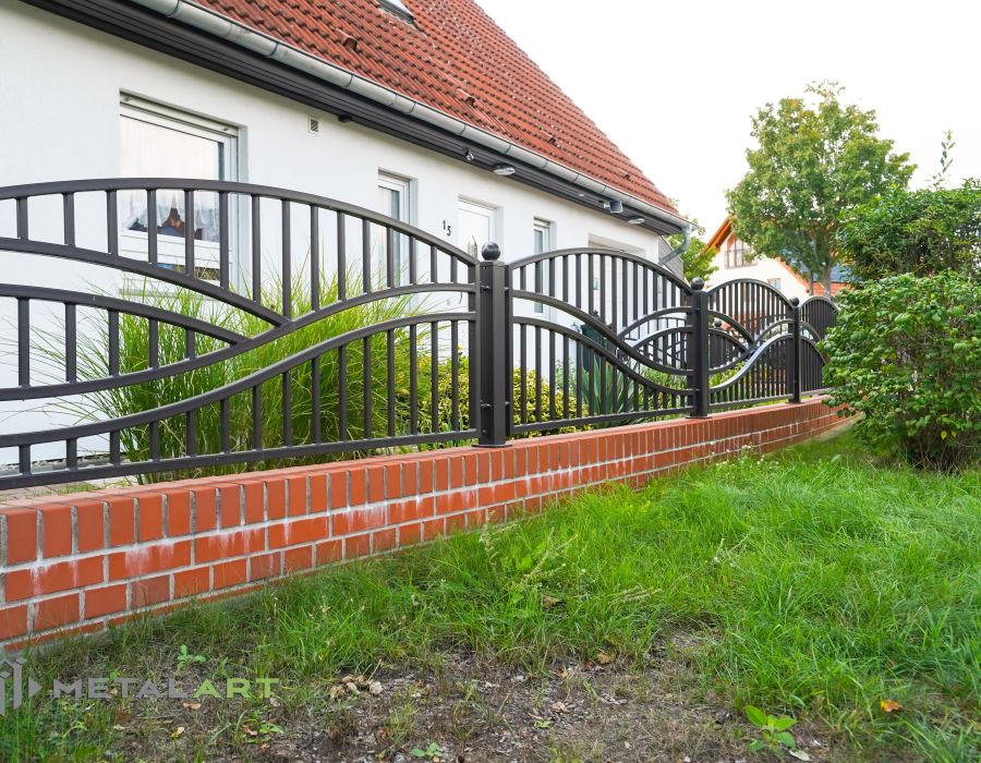 moderne Zäune, Zaunanlage Projekt, Zaun Metal Art, Zäune aus Polen, Zaun Berlin, Zaun günstig kaufen, Zäune und Tore