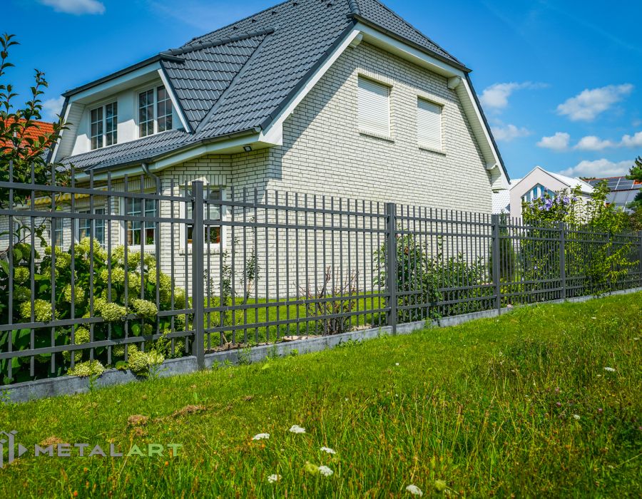 Schmiedezaun, Schmiedezäune, klassische Zäune, Gartenzaun