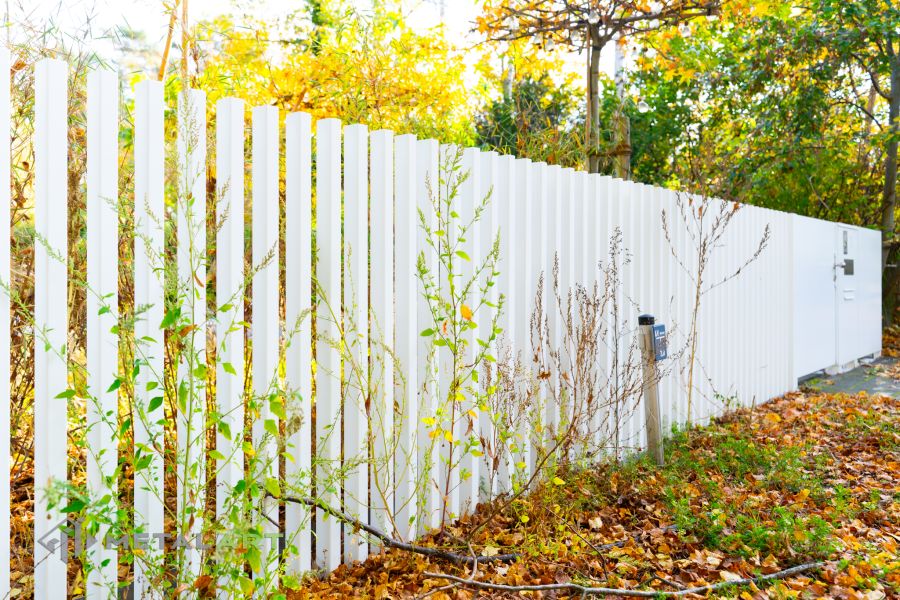 Zaunprojekt, Zaunportfolio, moderne Zäune, Zaunanlage Projekt, Zaun Metal Art, Zäune aus Polen, Zaun Berlin, Zaun günstig kaufen, Zäune und Tore