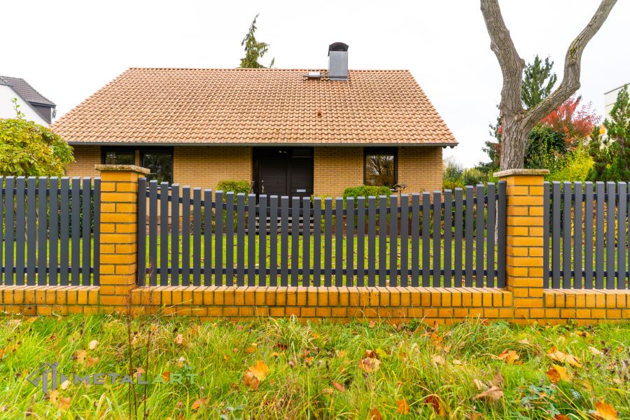 Sichtschutzzaun, Zaunprojekt, Zaunportfolio, moderne Zäune, Zaunanlage Projekt, Zaun Metal Art, Zäune aus Polen, Zaun Berlin, Zaun günstig kaufen, Zäune und Tore