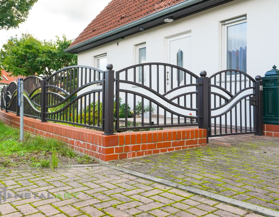 moderne Zäune, Zaunanlage Projekt, Zaun Metal Art, Zäune aus Polen, Zaun Berlin, Zaun günstig kaufen, Zäune und Tore