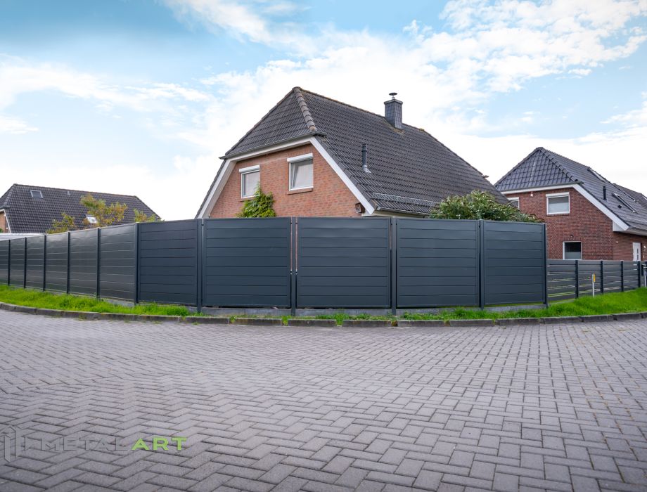 Zaunanlage, moderne Zäune, Zaun von Metal Art