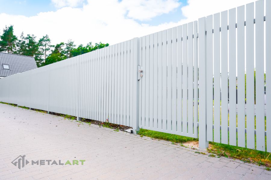 Sichtschutzzaun, Zaunprojekt, Zaunportfolio, moderne Zäune, Zaunanlage Projekt, Zaun Metal Art, Zäune aus Polen, Zaun Berlin, Zaun günstig kaufen, Zäune und Tore