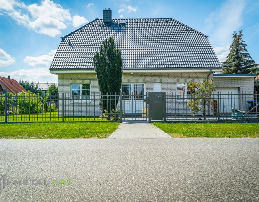 Schmiedezaun, Schmiedezäune, klassische Zäune, Gartenzaun